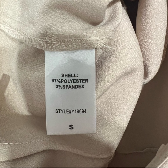 Do+ Be WOMENS DOUBLE LAYERED CREAM SKIRT WITH BUILT IN SHORTS SIZE SMALL - Picture 9 of 9